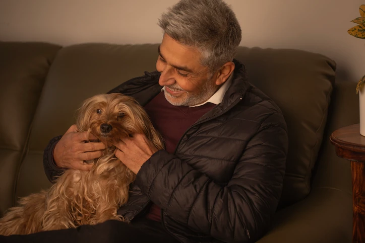 Animal Companionship and Pet Therapy for Elders